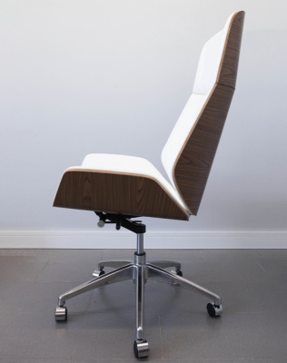 Кресло из натуральной кожи, каркас дерево арт. FX-BC06 - купить в Волгодонске. Цена 34 820.52 руб.